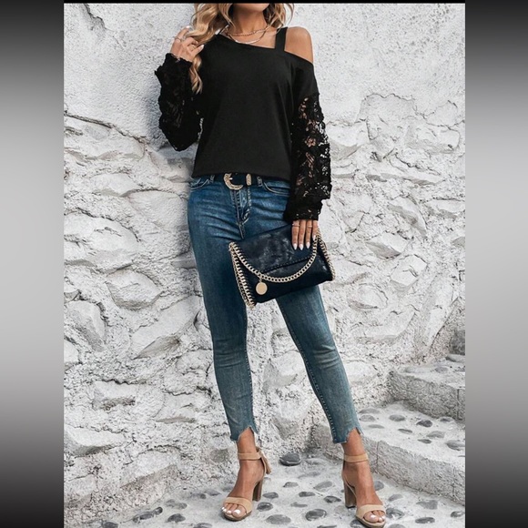 Boho lace sleeve asymmetrical neck blouse - Picture 5 of 6